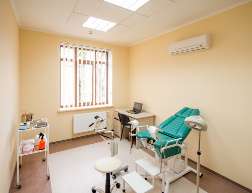 Хирургическая дефлорация-фото5